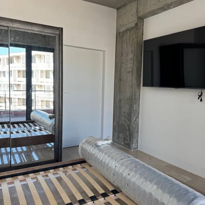 Аренда светлой 2-комнатной квартиры 60 м² в районе Faleza Nord, Констанца, Румыния